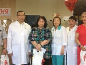 Во Всемирный день донора крови четыре якутянина стали почетными донорами России