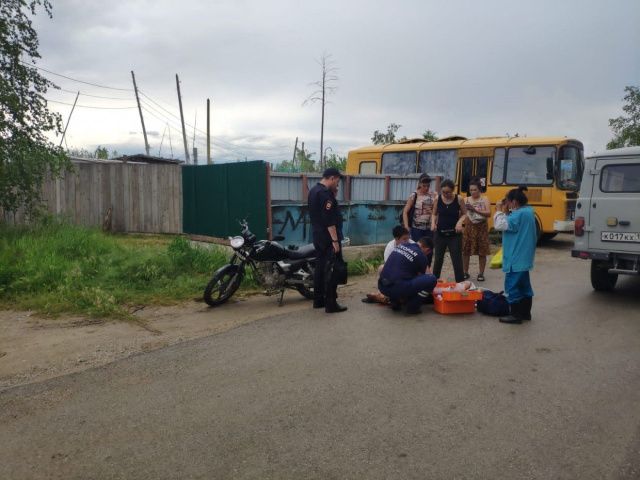 В Хангаласском районе 13-летний мотоциклист получил серьезные травмы