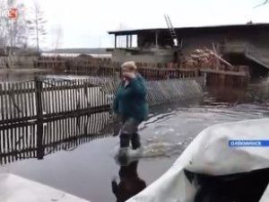 На реке Лена сохраняется напряжённая гидрологическая обстановка