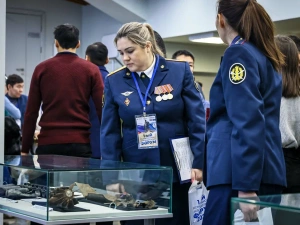 В день проведения антифашистского форума открылась выставка «Время Героев»