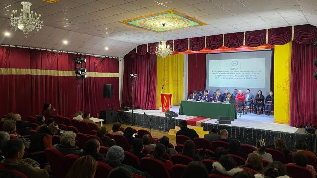 Сегодня начался отчет правительства Якутии в Усть-Алданском улусе