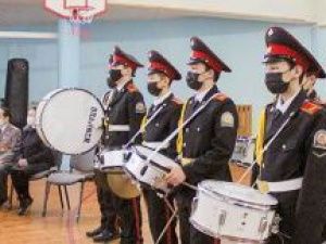 В Якутске ещё 25 ребят стали юными росгвардейцами