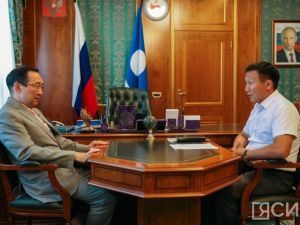 Глава Якутии провел рабочую встречу с главой Мегино-Кангаласского района