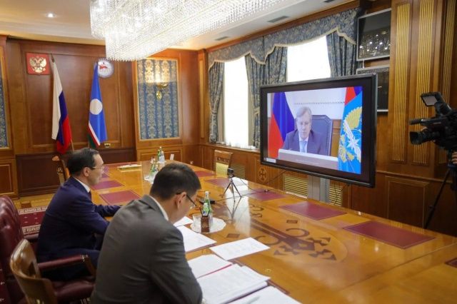 Глава Якутии обсудил с Министром транспорта РФ актуальные вопросы развития региона