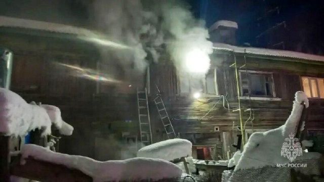 В Якутске на пожаре погибли двое мужчин