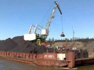 В Якутии возбуждено уголовное дело по факту гибели человека при столкновении судна и баржи