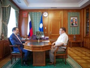 Реализация нацпроектов и подготовка к Играм народов Якутии. Глава Усть-Алданского района отчитался перед Ил Дарханом