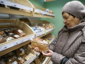 Правительство России не намерено создавать продовольственные карточки для нуждающихся