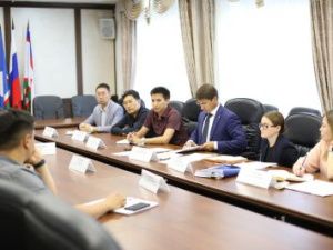 Владимир Федоров встретился с представителем инвестора ООО «ЯкутскЭкоСети» эстонской компании «Ferrmix construction»