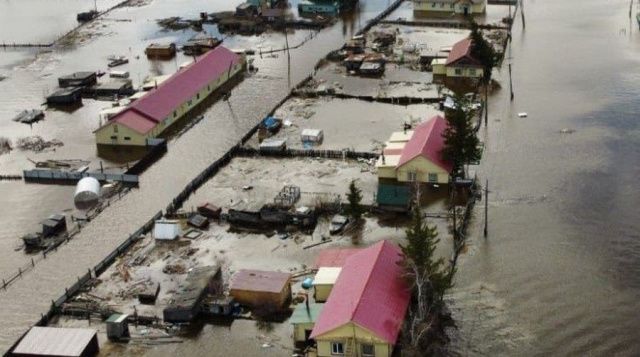 Дамбы в ряде населённых пунктов Якутии не смогут защитить их в случае наводнения