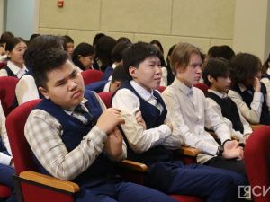 Учащимся школы № 39 Якутска провели мастер-класс по созданию видеороликов