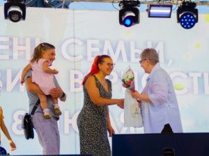 В Якутске чествовали самые крепкие семьи