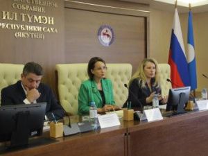 ЯКУТИЯ: МАРИЯ ДРОБОТ ВСТРЕТИЛАСЬ С ПЕДАГОГИЧЕСКИМ СООБЩЕСТВОМ И АКТИВОМ РОССИЙСКОГО ДВИЖЕНИЯ ДЕТЕЙ И МОЛОДЕЖИ «ДВИЖЕНИЕ ПЕРВЫХ»