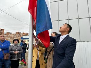 Андрей Тарасенко поздравил с Днем знаний на торжественной линейке школы №29