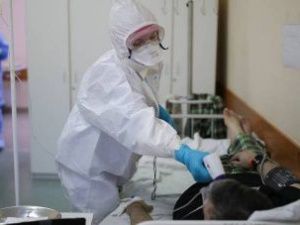 Эксперт назвал возможные сроки завершения пандемии в России