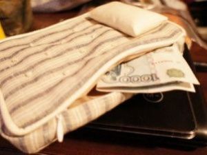 У жителя Нерюнгри из-под матраса выкрали всю его «кубышку»