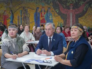 В Якутске написали Всероссийский диктант «Россия – семья семей»