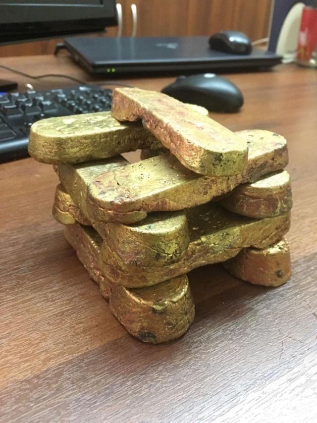 В Якутии мужчина спрятал в машине золото на 20 млн рублей