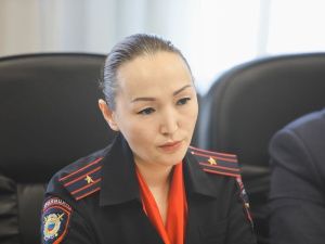 Сардана Авксентьева поручила усилить работу по профилактике преступности среди несовершеннолетних