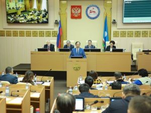 Затаенные страсти в Ил Тумэне вырвались наружу? Переголосовать нельзя оставить. Где поставить запятую?