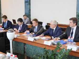 Глава Якутии рассмотрел вопросы строительства Новоленской ТЭС