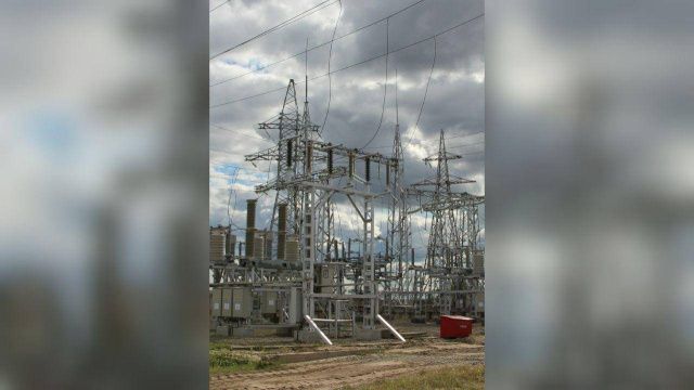 Энергетики восстанавливают электроснабжение на Сергеляхском шоссе и ДСК