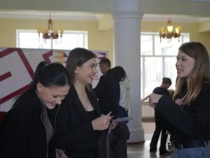 В Хабаровске прошла молодёжная площадка «Этнокод единства»
