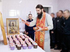 В Светлое Христово Воскресение священники посетили учреждения УФСИН