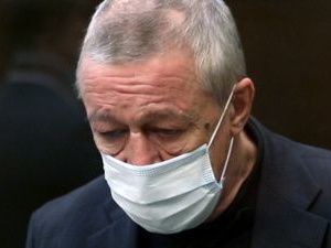 1 час назад, источник: Известия Гарик Сукачев рассказал о положении Михаила Ефремова в заключении