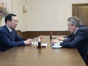 Состоялась встреча Айсена Николаева с главой «Росгеологии» Сергеем Горьковым