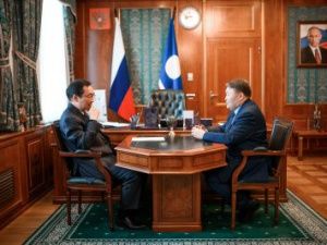 Айсен Николаев провел рабочую встречу с главой Усть-Алданского улуса Алексеем Федотовым