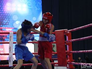 В Якутске стартовал всероссийский турнир по боксу памяти Артура Пахомова