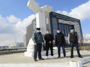 Осужденные, отбывающие наказание на участке колонии-поселения при лечебно-исправительном учреждении № 5, посетили кинотеатр 