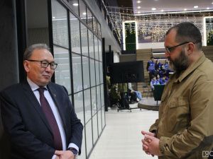 В СВФУ состоялся «Диалог на равных» о фашизме на Украине