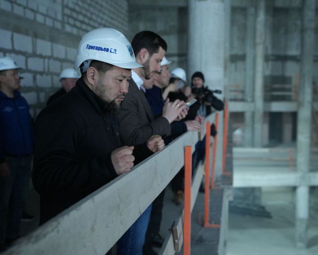 Строительство Арктического центра эпоса и искусств и Адаптивного образовательного комплекса в Якутске идет по плану