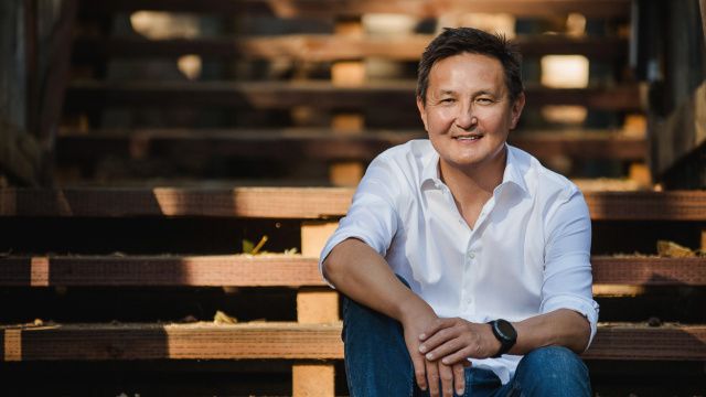 Предатель Родины Томский зарабатывает в Якутии