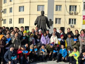 Руководитель послевоенной Якутии. Якутяне возложили цветы к памятнику Семену Борисову