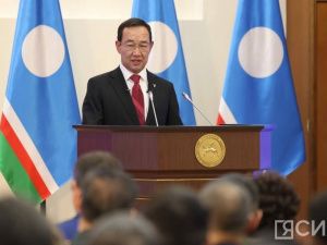 Глава Якутии учредил премии для победителей и призеров всероссийских олимпиад школьников