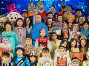 Интернациональный Новый год отметили в Доме дружбы народов