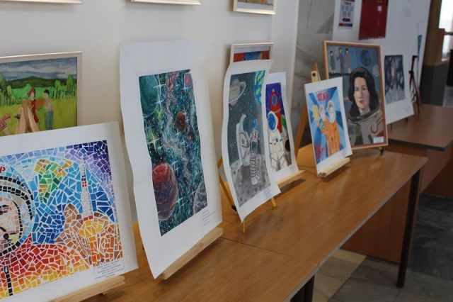 Авиакомпания «Якутия» наградила победителей и призеров III открытых межрегиональных юношеских научных чтений имени Сергея Павловича Королёва