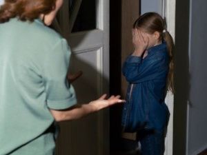 В Якутске помощница детского сада обвинена в нанесении побоев девочке