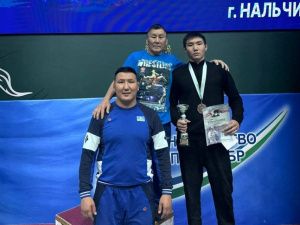 Юный борец из Якутии Айхаан Кривошапкин стал призёром всероссийского турнира в Нальчике