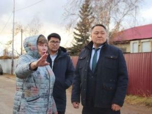 Альберт Семенов провел выездное совещание по обращению заведующей детского сада