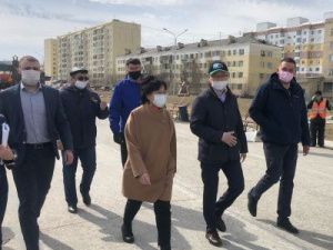 Глава Якутска призвала горожан расторгать договора с нерадивыми УК