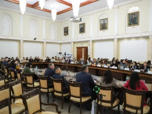 В Якутии открылась научно-практическая конференция о лингвистической экологии