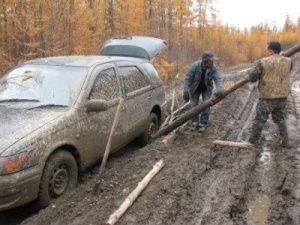 Якутии помогут довести хотя бы половину дорог до ума