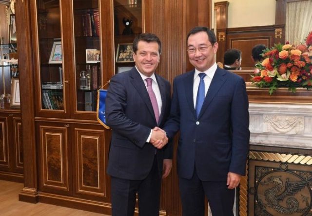 Роль Всемирной организации «Объединенные города и местные власти» обсудили Айсен Николаев и мэр Казани Ильсур Метшин