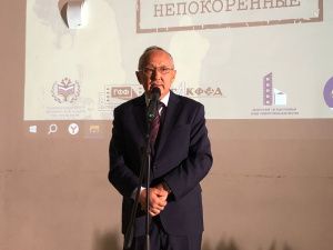 Школьников Якутска обучат снимать фильмы с использованием аудиовизуальной хроники