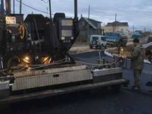 Завершено асфальтирование Хатынг-Юряхского шоссе, на очереди — ул. Чайковского и Ларионова