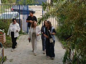 Ольга Яшина проверила готовность образовательных учреждений Якутска к новому учебному году